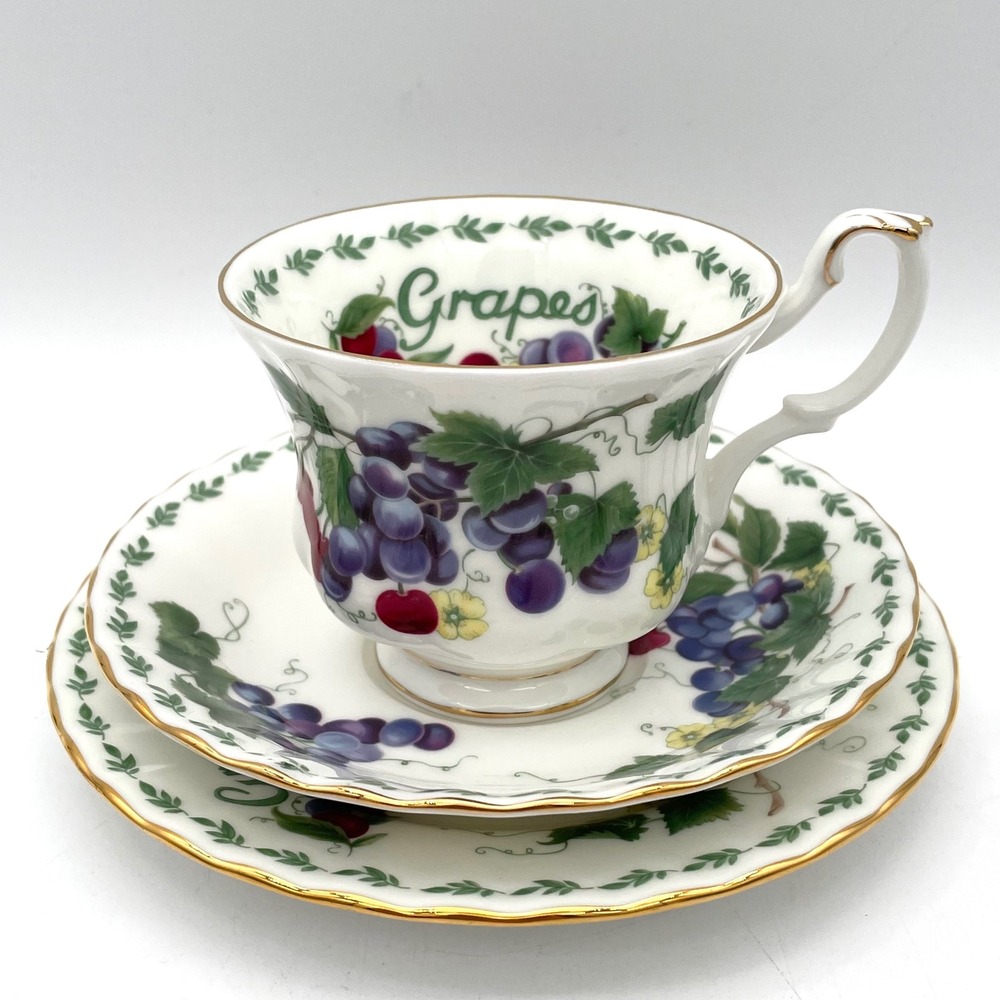 Royal Albert Teacup Saucer Plate Grapes Covent Garden Fruit Series Vintage White